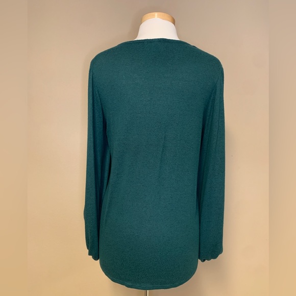 Lovelyn - Hunter Green Long Sleeve Sweater - Picture 4 of 8
